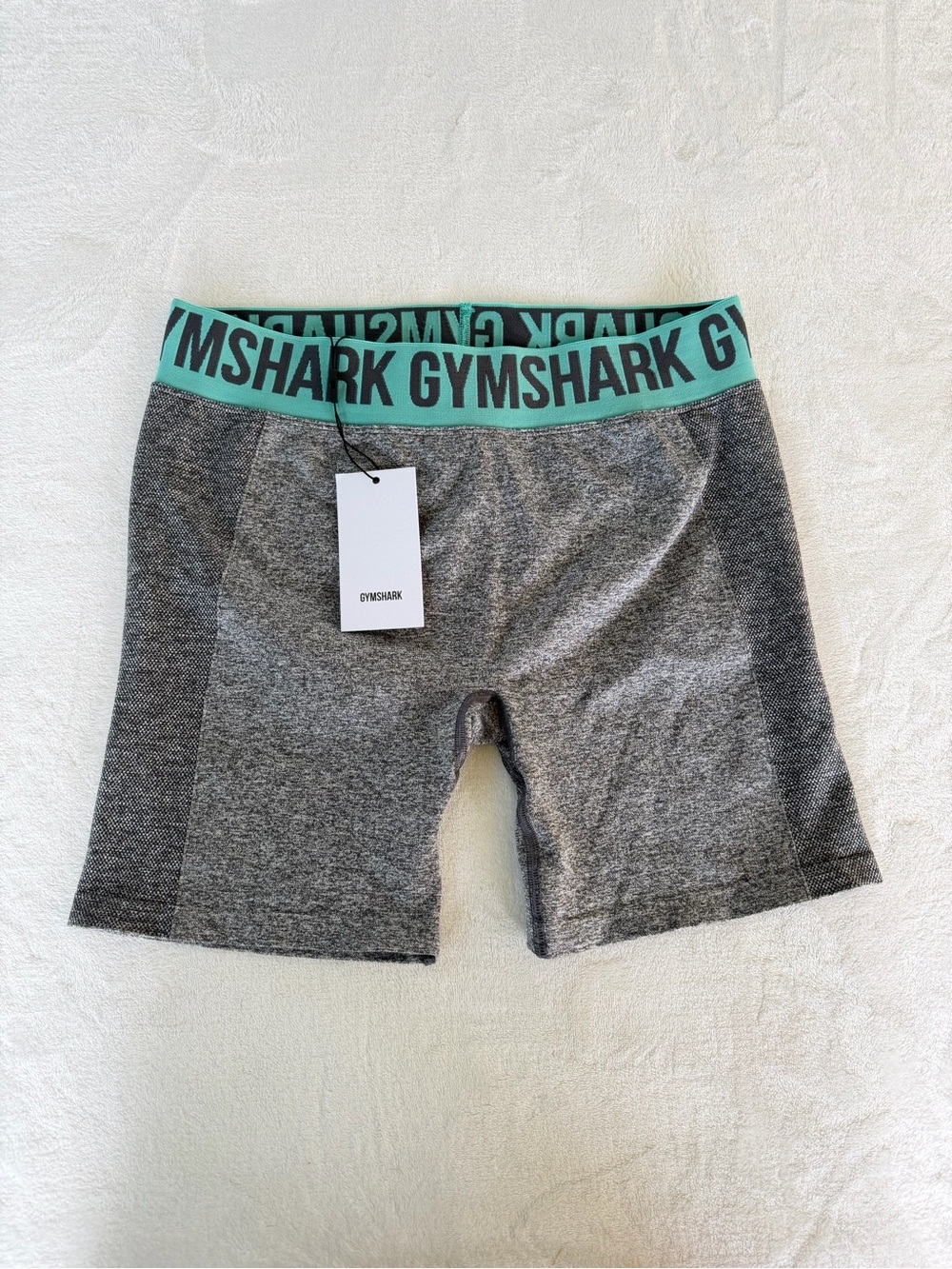Gymshark Flex Shorts charcoal w/ jade green Waistband nwt XL